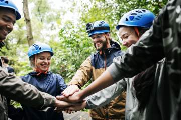 Une sortie canyoning en Ariège pour CE, séminaire et team building 